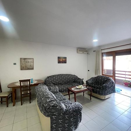 Gega Apartment Shkodër Esterno foto